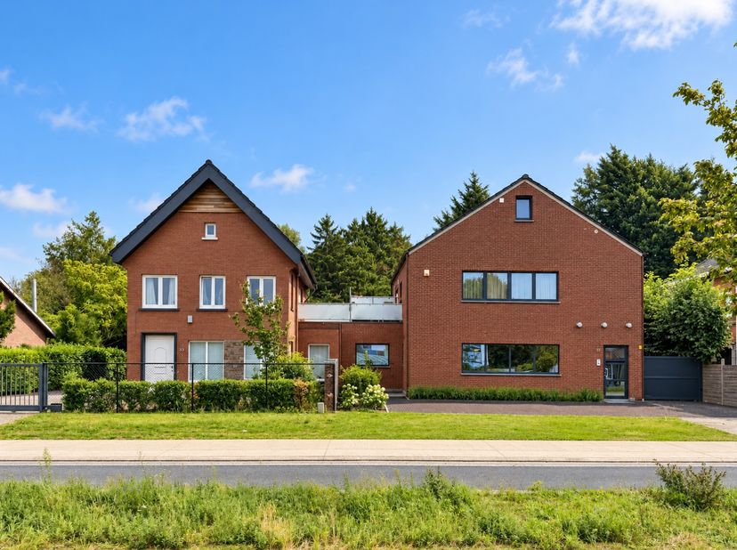 Appartement te koop in Grote Baan 35A-35B,
                    9100 Sint-Niklaas