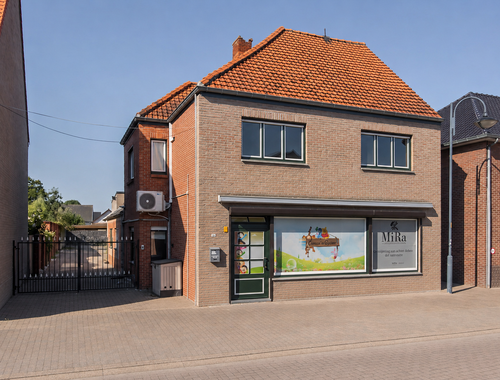                                         Gemengd gebruik te koop in Grote-Brogel, € 449.000

