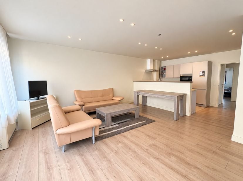 Appartement te koop in Noordstraat 191 - a,
                    8800 Roeselare