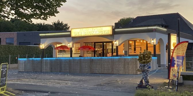 Bedrijfsvastgoed te koop in Steenweg 602, 9470 Denderleeuw