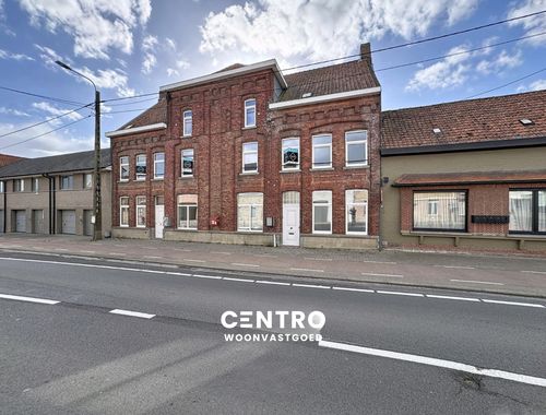                                         Appartementsgebouw te koop in Pittem, € 650.000
