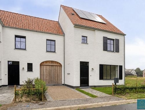                                        Maison à vendre à Harelbeke, € 455.000
