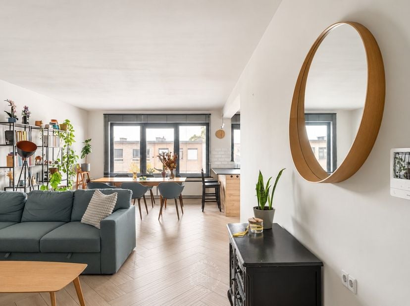 Appartement te koop in Adelaarstraat 17 bus 201,
                    2170 Merksem