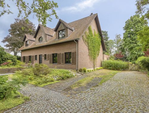                                         Villa te koop in Zolder, € 645.000
