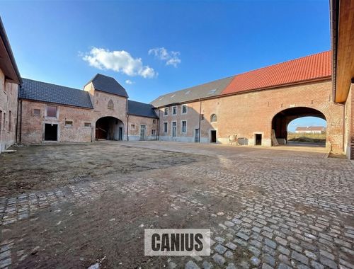                                         Maison unifamiliale à vendre à Hoepertingen, € 330.000

