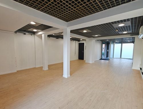                                         Bien commercial à vendre à Gent, € 249.000
