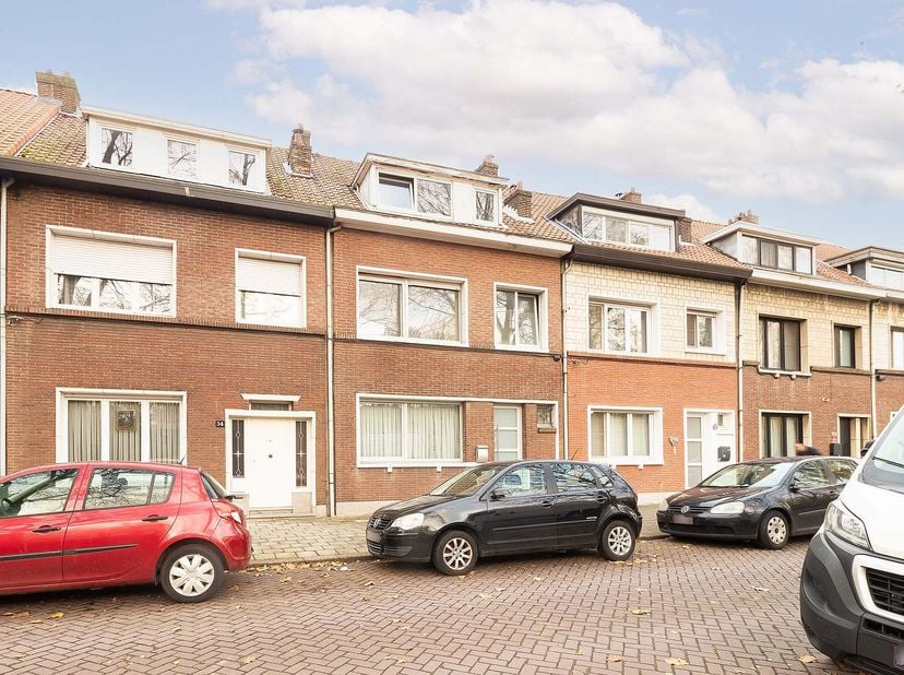 Huis te koop in Campiniastraat 32,
                    2170 Merksem