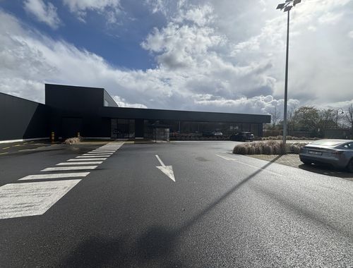                                         Petit magasin à louer à Balen, € 22.440
