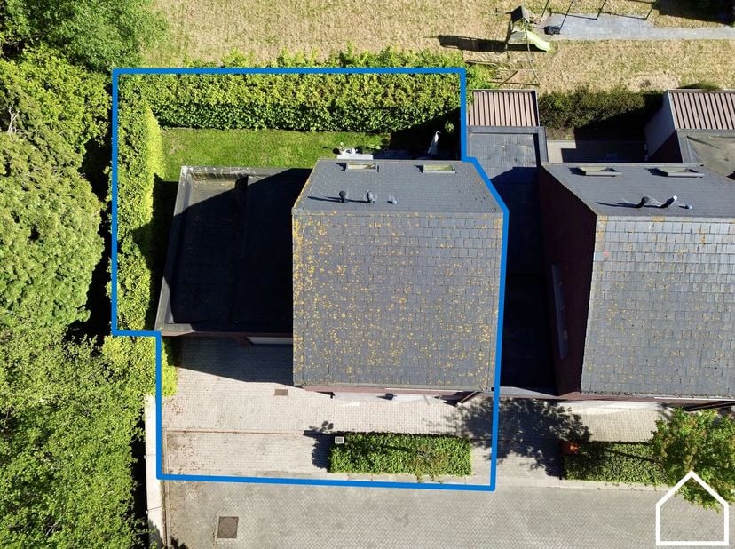 Bekijk zeker de vastgoedvideo via deze link: https://youtube.com/embed/5m12f_5bFsw<br />
<br />
Ontdek deze verzorgde en energiezuinige woning, gebouw