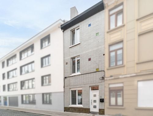                                         Maison deux facades à vendre à Gent, € 380.000
