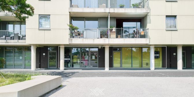 Bedrijfsvastgoed te koop in Hof van Praet 9-10, 9880 Aalter