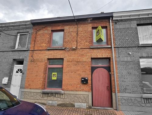                                         Eengezinswoning te koop in Quaregnon, € 159.000
