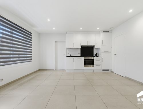                                         Appartement à vendre à Roeselare, € 205.000

