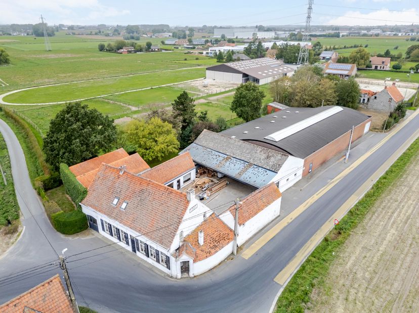 Bien professionnel à vendre à Wezestraat 24,
                    8850 Ardooie