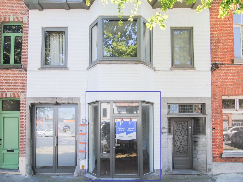 Bien professionnel à vendre
                    à 8310 Sint-Kruis