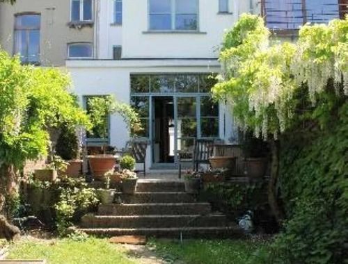                                         Woning te huur in Etterbeek, € 3.685
