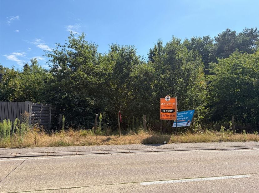 Mooie en rustig gelegen bouwgrond voor open bebouwing!<br />
<br />
Een prachtig perceel bouwgrond van 20 are 34 nabij het centrum van Tremelo.<br /