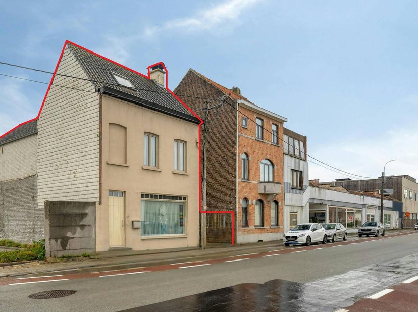 Bien professionnel à vendre à Stasegemsesteenweg 86,
                    8500 Kortrijk