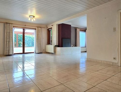                                         Eengezinswoning te koop in Lummen, € 240.000
