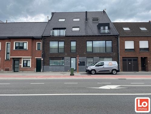                                         Duplex te huur in Lokeren, € 800
