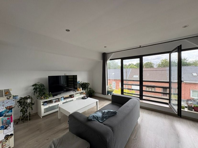 Dit appartement met 2 slaapkamers kent een uitstekende ligging in Sint-Lambrechts-Herk en is instapklaar. Voor meer informatie ga naar: https://www.er
