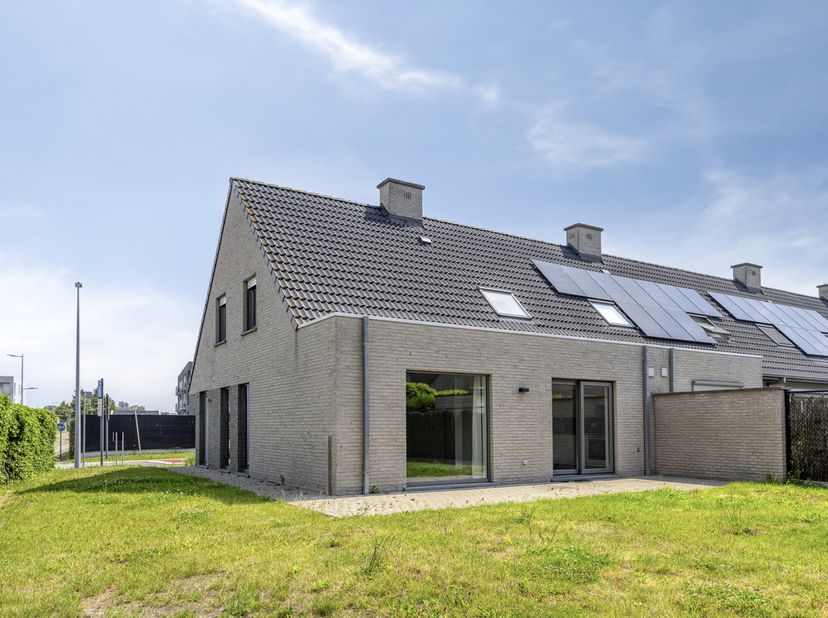 Huis te koop in Muntstraat 1,
                    8520 Kuurne