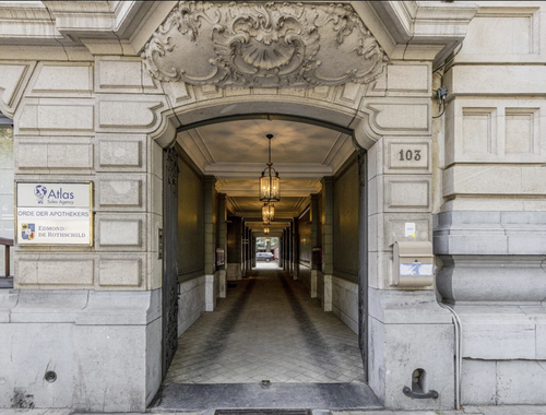                                         Kantoor te huur in Antwerpen, € 1.175
