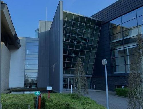                                         Kantoor te huur in Kortrijk, € 1.352,50
