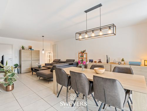                                         Gelijkvloers app. te koop in Koersel, € 250.000
