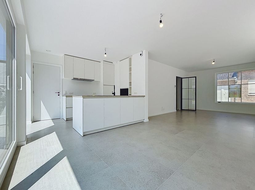 Instapklare nieuwbouwwoning in charmant Oostvleteren energiezuinig wonen in een tijdloze pastorijstijl<br />
Ontdek deze volledig afgewerkte nieuwbou