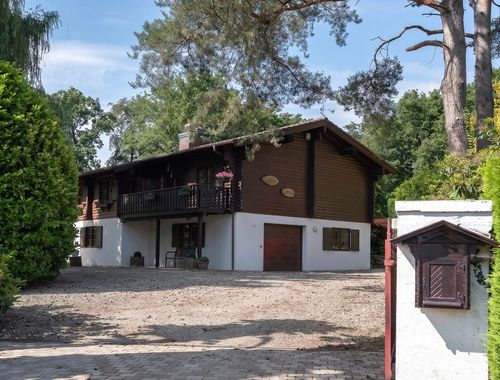                                         Chalet te koop in Saint-Denis, € 749.000
