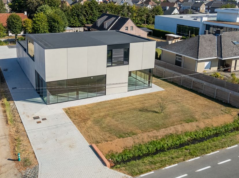 Bien professionnel à louer à Gentsebaan 54,
                    9890 Gavere
