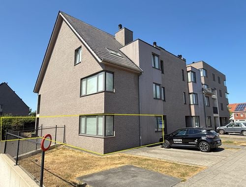                                        Gelijkvloers app. te huur in Tielt, € 830
