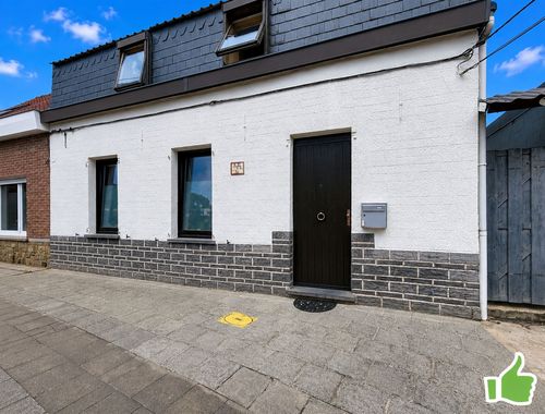                                         Maison à vendre à Luingne, € 179.000
