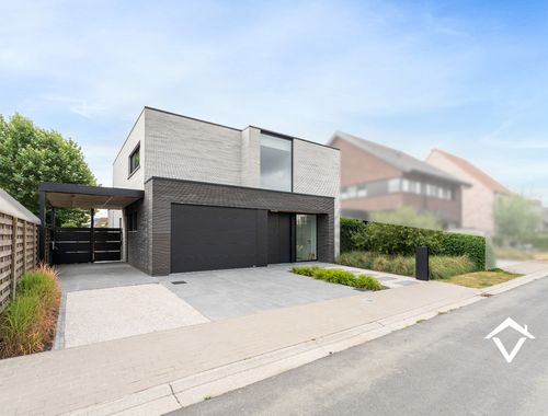                                         Villa te koop in Koekelare, € 679.000
