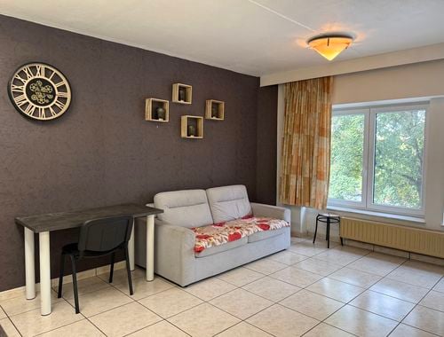                                         Studio te huur in Antwerpen, € 725
