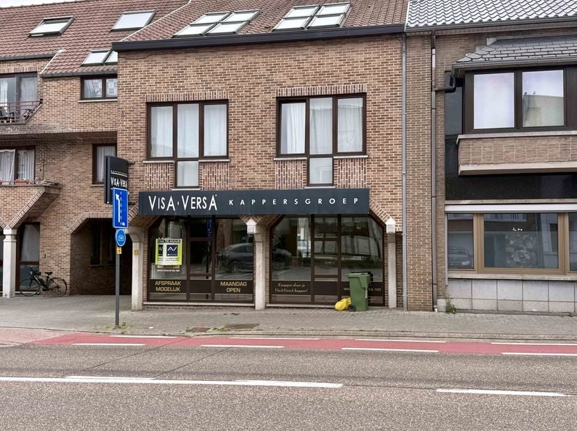 Bedrijfsvastgoed te huur in Tongersesteenweg 7 bus 2,
                    3730 Hoeselt