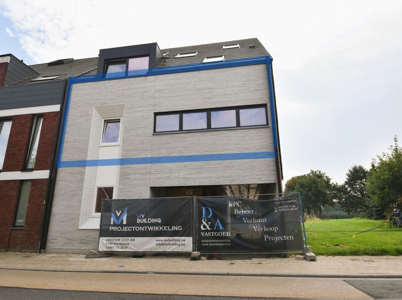 Appartement te huur in Vrasenestraat 55 bus bus 101,
                    9100 Nieuwkerken-Waas