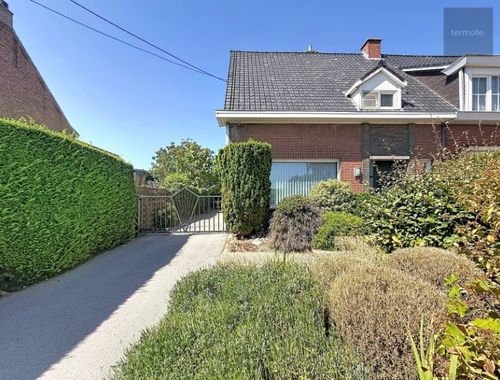                                         Maison à vendre à Desselgem, € 280.000

