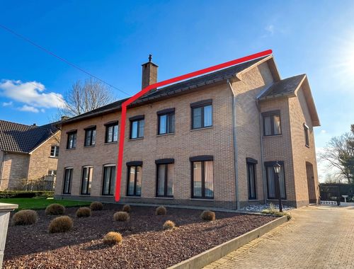                                         Maison à vendre à As, € 385.000
