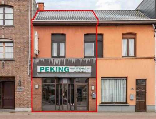                                         Handelspand met woonst te koop in Brasschaat, € 279.000

