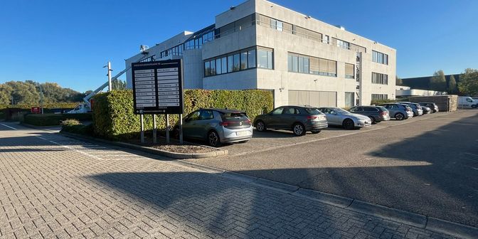 Bedrijfsvastgoed te huur in Prins Boudewijnlaan 30, 2550 Kontich