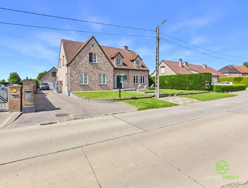                                         Maison à vendre à Zoutleeuw, € 489.000
