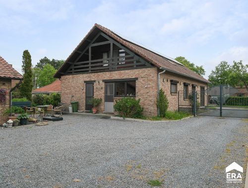                                         Maison à vendre à Diepenbeek, € 375.000
