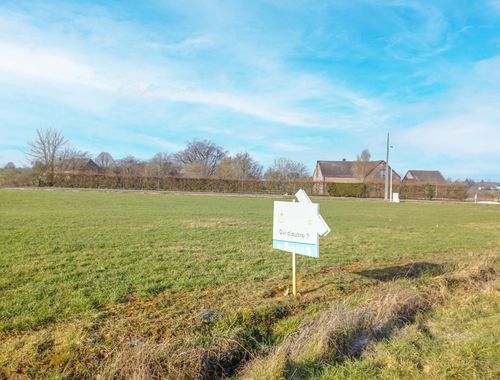                                         Terrain à bâtir à vendre à Seloignes, € 41.000
