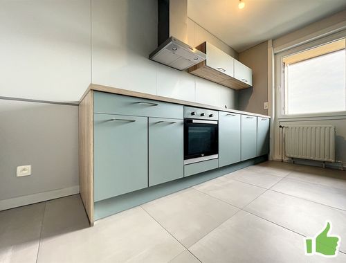                                         Appartement te huur in Moeskroen, € 740
