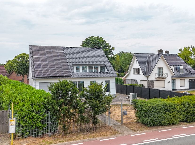 Maison à vendre à Hasseltsesteenweg 186.,
                    3580 Beringen