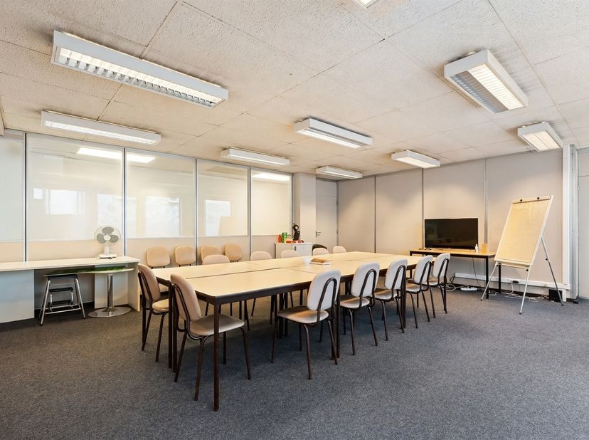 Bedrijfsvastgoed te koop in Zuidstationstraat 30,
                    9000 Gent