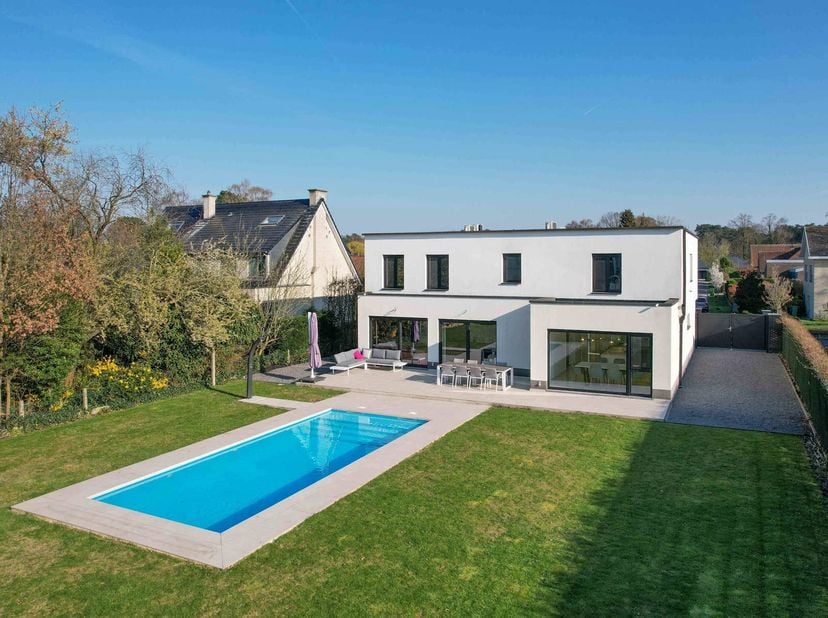 Infos &amp;amp; visites : Kristof - +32 471 77 09 08 - Kristof@bytheway.be | Située à Elewijt (Zemst), à proximité du Château de Schiplaken et du Domaine