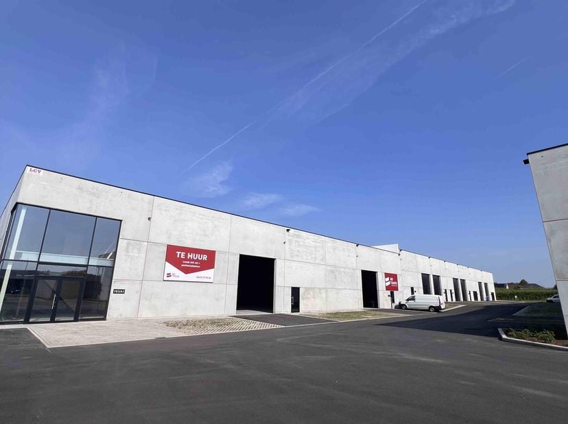 Nouvelle unité PME à louer – KMO Park Decomey – Aalterpoort<br />
<br />
Située au sein du nouveau KMO Park Decomey – Aalterpoort, en face de BMW De M